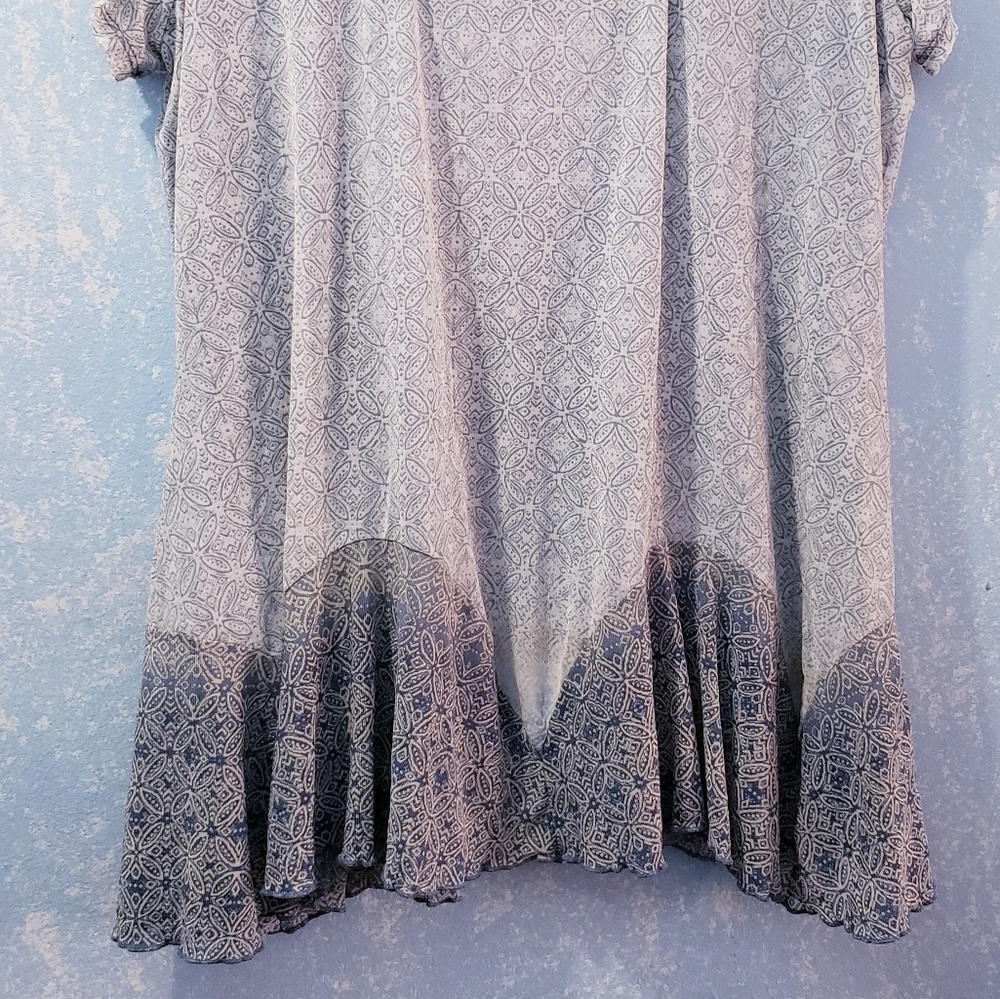 Skye's The Limit Printed Top Size 1x - image 3